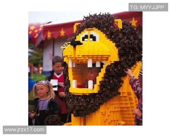 足球小华的成长之路:从小球员到梦想成真的传奇故事 足球小华的成长之路:从小球员到梦想成真的传奇故事